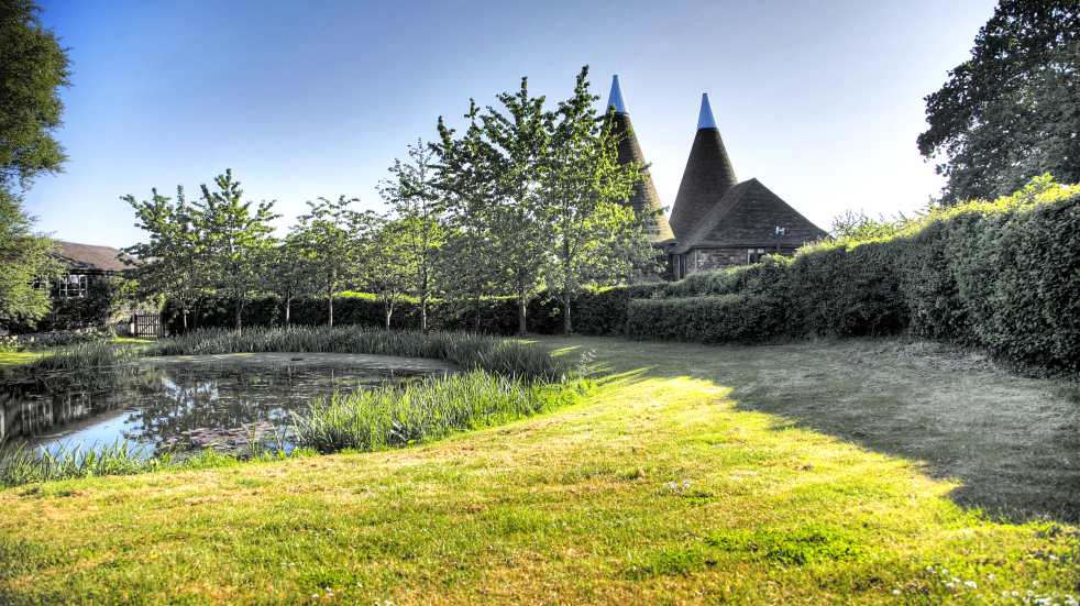 pluckley village kent